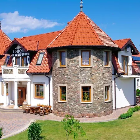 Nocleg ze śniadaniem Arra Burg 3*